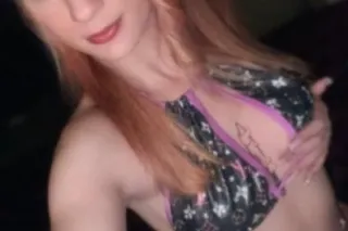 🤩Only Blowjob Queen Knows How To Treat Her King😘 Come Spend Some Time With Your Favourite Queen👩 - Image 1