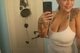 ✨ whitegirl wednesday prOmO A$... - Image 4