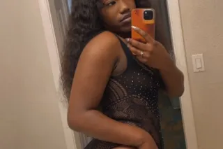 bella💚🍫🍒 outcall - 25 - Image 3