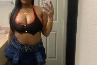 🍫🍫🍫Nuru Massages Chocolate Per... - Image 4