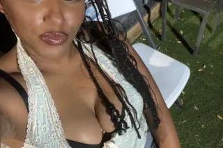 let me make you cum!! lookimg to having a great night. - Image 6