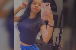 New In Town Boricua 😋🐐 Juicy Treat 💣🍯🌹 - Image 3