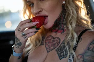🍑 Big Boobs, Big Energy, Great... - Image 4
