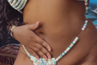 deals and specials seeking a fwb add me on instagram @miss_akenohimejima 💦 - Image 5