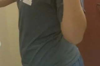 hermosa latina lista para comp... - Image 3