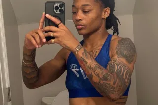 Strong bisexual woman 💪🏾💪🏾👅🫦 - Image 6