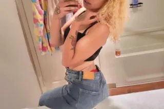 yung petite lightskin natural ... - Image 1