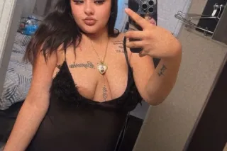 Tight Pink Pussy 🍭 Fat Pretty Titties 🍒 INCALL READY NOW 🍾 - Image 3