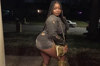 Chocolate Petiete Doll 😘 Ready to SATIFY your needs 💖🥰😘 - Image 5