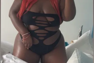 YOUR FAVORITE YOUNG BBW IS WAI... - Image 3