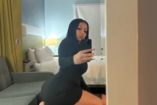peaches who creams 💦🍑 - Image 2