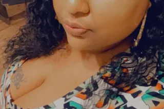 👅💜🩵🌹SPECIALS👅👅 🥳🥵𝓣𝓗𝓡𝓞𝓐𝓣 𝓖𝓞𝓐𝓣!•... - Image 2