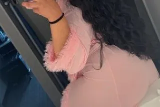 Exotic and fun beauty with Big... - Image 3