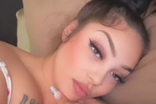Honey Only Here For The Weeken... - Image 2