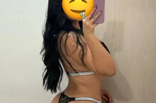 24/7🥰🥰 colombiana fotos reales... - Image 1