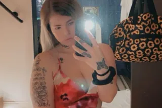 sexy lexi and jade ✨🎆 1 or 2 g... - Image 3