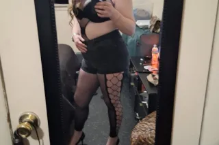 If NikkiBabys 💋 Red Hair, & Blue Eyes Dont Getcha these Thick White Thighs Will🤭😜😘 - Image 6