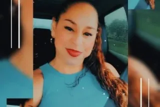 Sexy Dominican Mami - Image 2