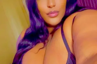 BUSTY BUBBLE BOOTY BBW - Image 4