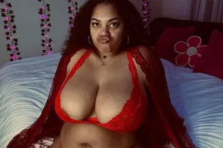 Thick Curvy BBW Beauty Big Soft Tits & Playful Vibes 🔥 100% Verified ✅ - Image 8