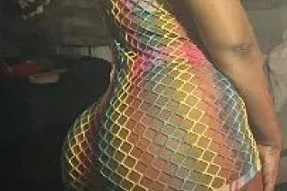 Discreet and Independent — Sho... - Image 3