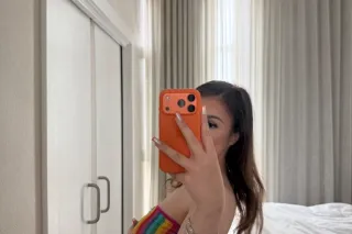 SEXY BRUNETTE NEAR YOU 😝 - Image 7