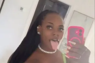 BRACE FACE BABY 😍 JUICY FULL DSL 💋Do you like bubbles 🫧🎀 PAY TO PLAY 🪭😘 - Image 1