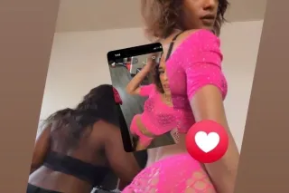 big booty lightskin mami Avali... - Image 1