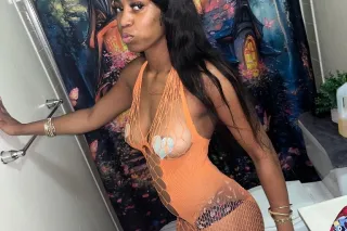 🍯🍯😍 Sexy Lightskin Ready To Me... - Image 1