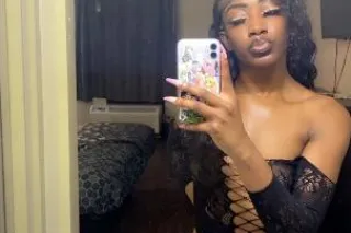 WEEKEND SPECIALS 🥂💋Cum See Me . - Image 5