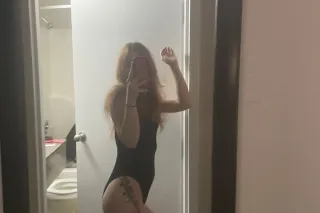 Always Available 👅😘 - Image 3