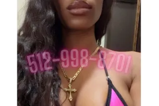 📍TIMES SQUARE Simi Damijo 🩷 🤍Nigerian Baddie🇳🇬🫢 🩷 - Image 12
