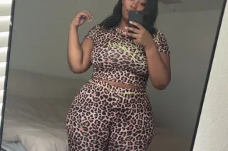 Sexy Thick Brittany - Image 5