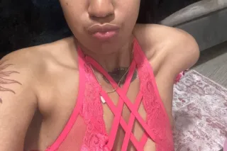 The Prettiest Out The Bunch💋 -... - Image 4