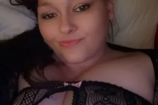 SHE GOT THAT WET WET - Image 4
