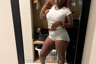 CHOOSE CHOCOLATE🍫 - Image 2