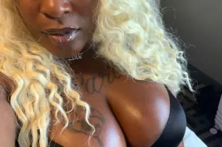 ✨ 😘 CuM GeT ThiS WeT PuSsY💦anD... - Image 4