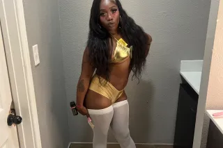 💦🩷THEEHEADDOC 🧚🏽Last night in ... - Image 4