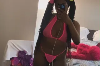 Hershey's chocolate here for a good time not a long time come see me why you can - Image 1