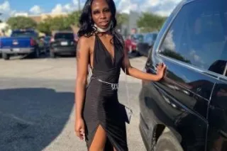 😏😋💕I SEE YOU LOOKING COME TAST... - Image 1