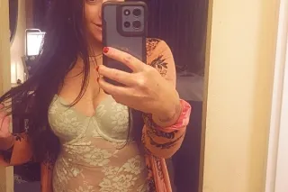 Still Awake 🌙. CUM PLAY WITH ME, ITS STILL ONLY 100 FOR QV - Image 3