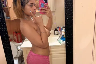 Craving something sweet 🍭 - Image 1