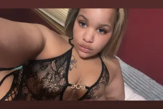 in town come see me - Image 7