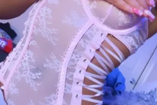 VIVACIOUS VIDEO VIXEN - Image 11