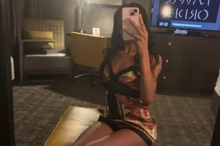 VIVACIOUS VIDEO VIXEN - Image 12