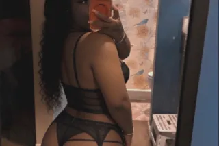 🍾🥂 New In Town Here For A Short Stay 4 Foot 3 Midget / Dwarf Come See Me Before I Leave 💦😏 - Image 4
