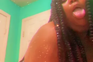🥳Last Night In Town💦 Water Wet Head 🥵And Pussy😻 - Image 2