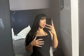 Visiting from boston💋 - Image 3