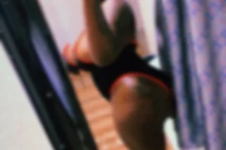 Super Tight 👄💦👅WetWet😏🙌🏽 - Image 2
