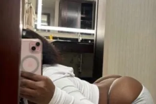 HEAD GOAT 🐐 TIGHT EBONY 🍫💦 - 2... - Image 1